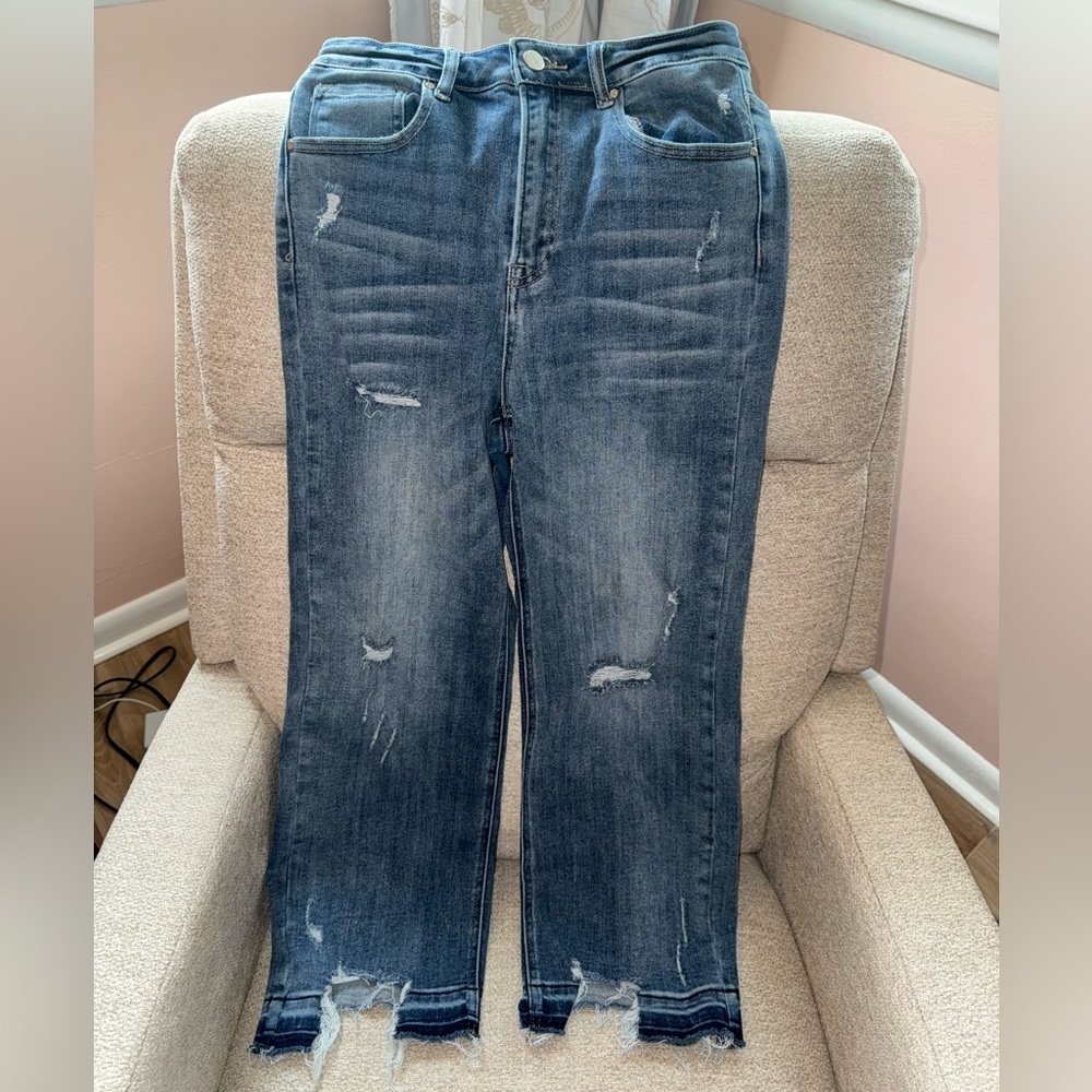 Risen High Rise Shadow Hem Distressed Straight Jeans Size 9/29 RDP5148
